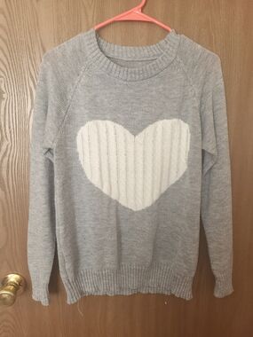 Cozy Gray Heart Crewneck Sweater - White Heart